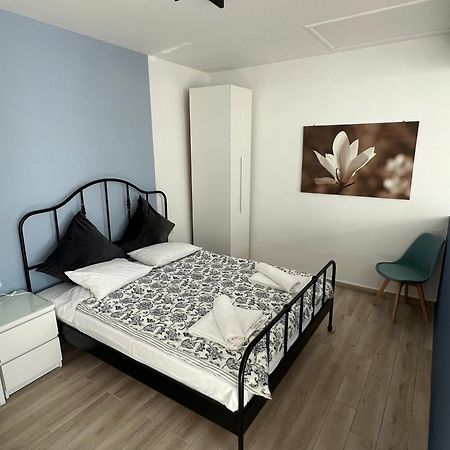 F Apartment Thessaloniki Buitenkant foto
