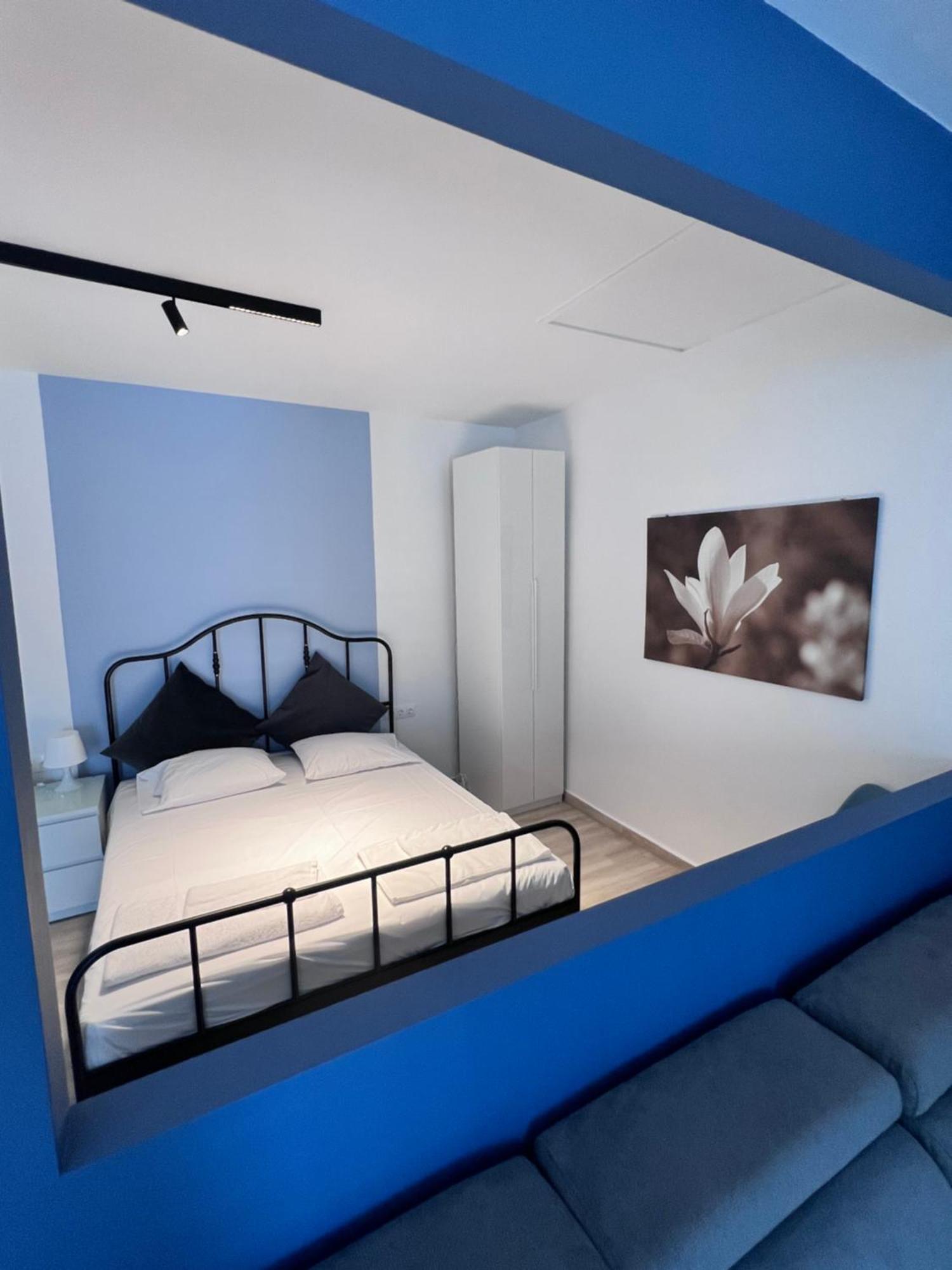 F Apartment Thessaloniki Buitenkant foto